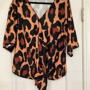 Wild Elegance Leopard Print V-Neck Blouse ( Size : Medium/Large